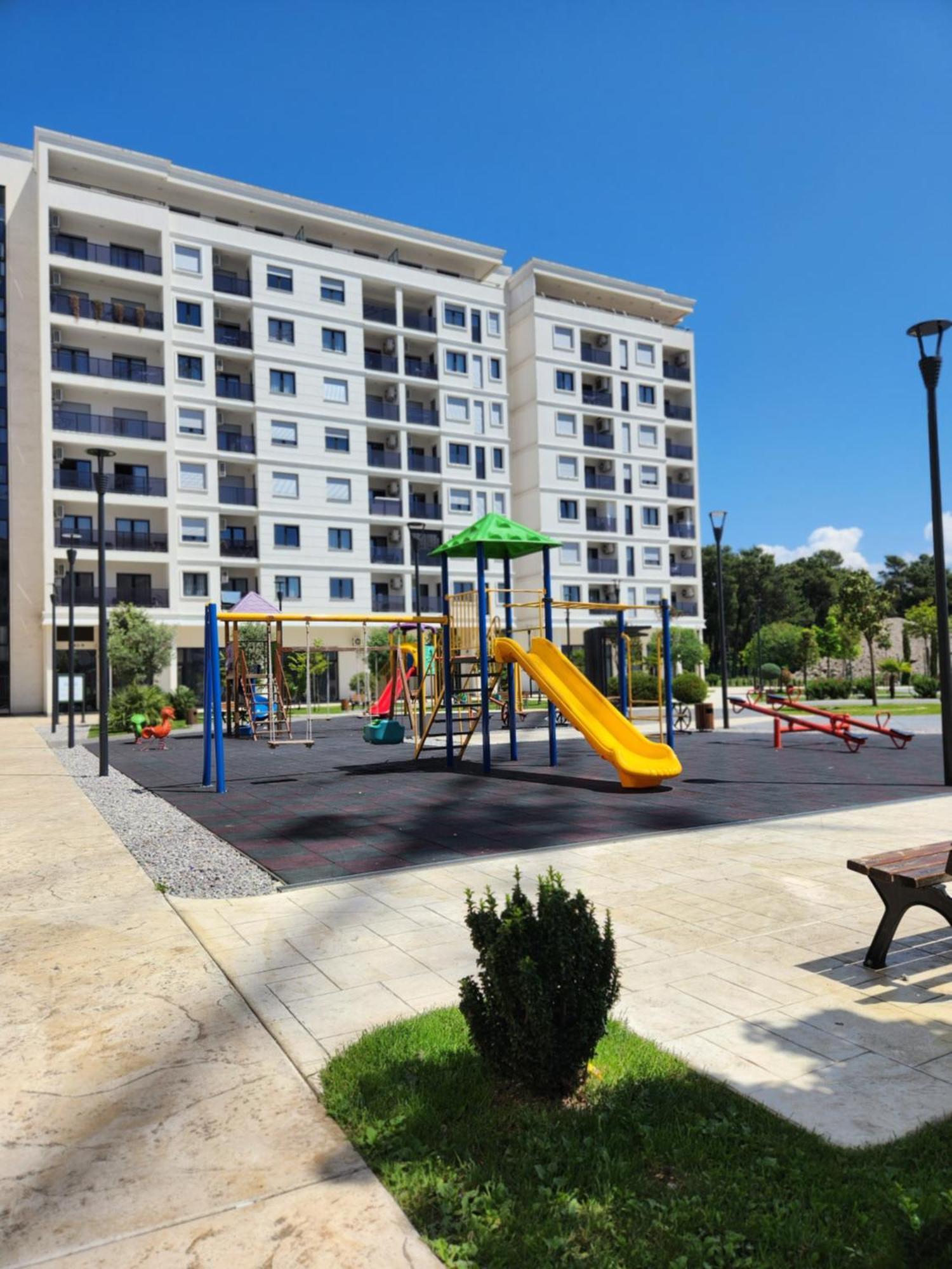 Green Apartments Podgorica With Garage Zewnętrze zdjęcie